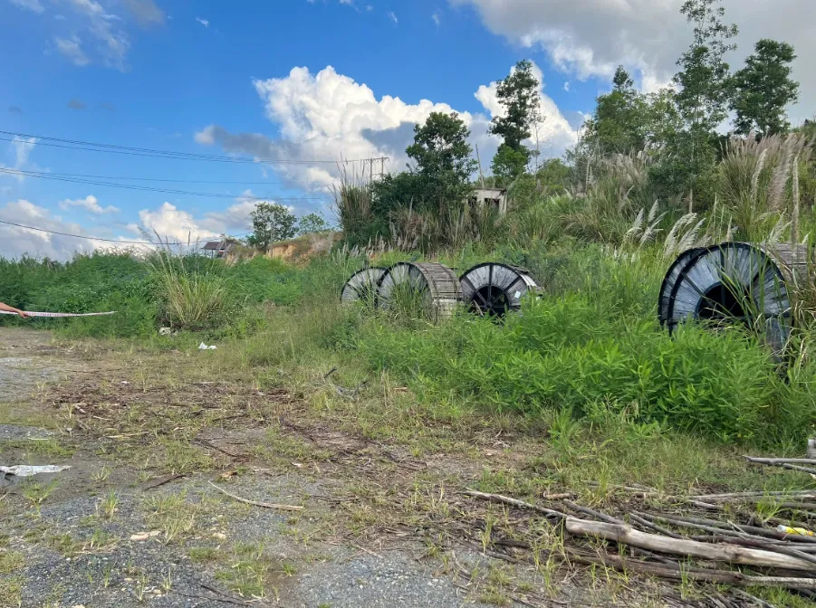 Hai đạo ch&iacute;ch trộm 3 cuộn d&acirc;y c&aacute;p gần 1 tỷ đồng bị bắt giữ - Ảnh 1.