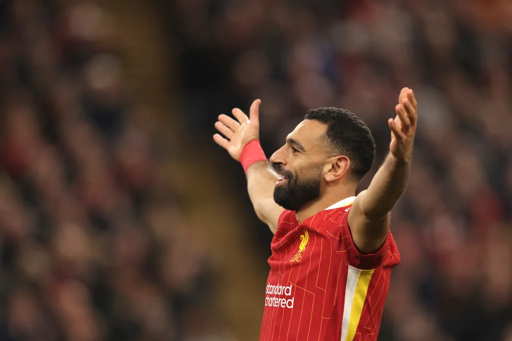 Champions League: Liverpool đánh bại Bologna, vươn lên vị trí thứ 5 - Ảnh 1. Champions League: Liverpool đánh bại Bologna, vươn lên vị trí thứ 5 - Ảnh 1.
