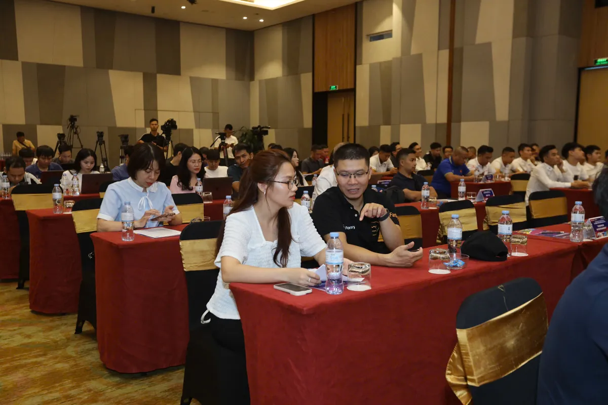 53 đội tranh C&uacute;p b&oacute;ng đ&aacute; 7 người Quốc gia 2024 - Ảnh 2.