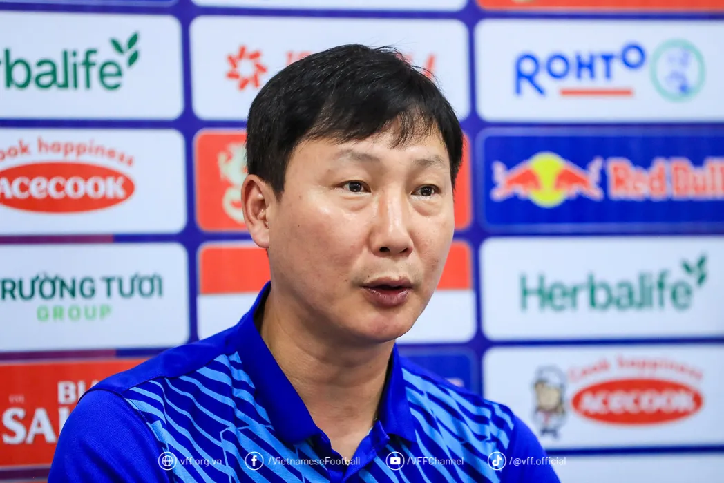HLV Kim Sang Sik tin đội tuyển Việt Nam sẽ mang đến niềm vui cho người h&acirc;m mộ - Ảnh 1.