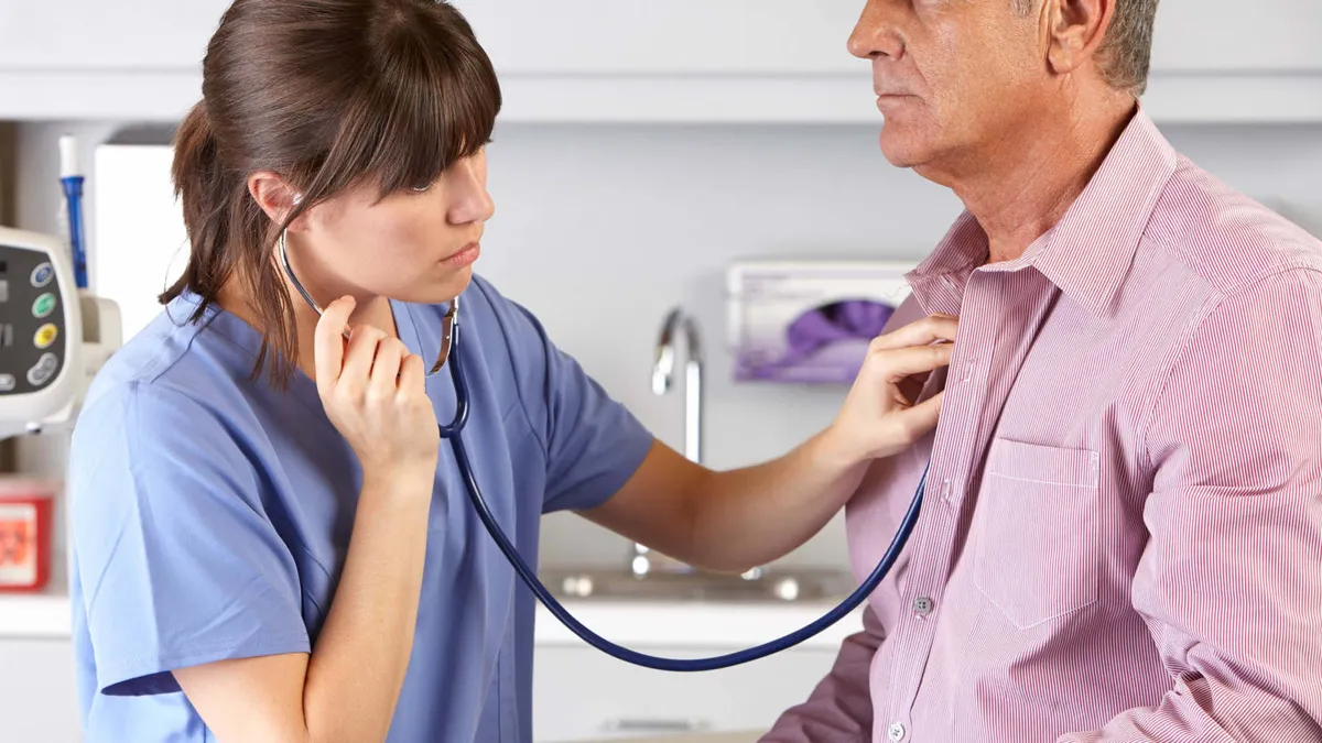 COVID-19 có thể làm tăng nguy cơ đột quỵ sau 3 năm nhiễm bệnh - Ảnh 1. COVID-19 có thể làm tăng nguy cơ đột quỵ sau 3 năm nhiễm bệnh - Ảnh 1.