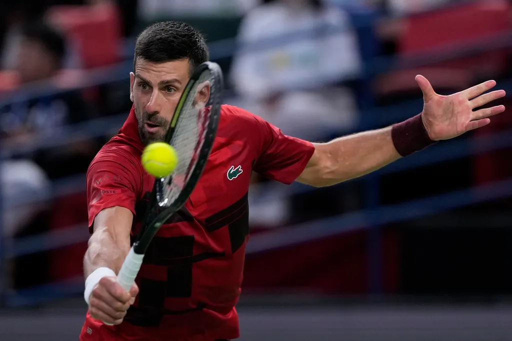 Cơn sốt v&eacute; cho trận đấu cuối c&ugrave;ng của Rafael Nadal - Ảnh 2.