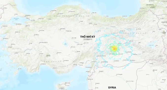 Động đất mạnh 5,9 độ richter ở Thổ Nhĩ Kỳ, gần 190 người bị thương - Ảnh 1.