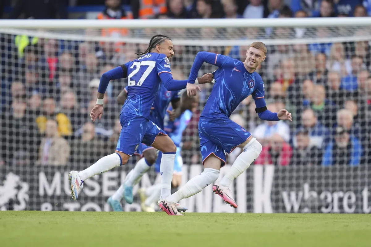 Liverpool vs Chelsea: Ai sẽ vượt qua b&atilde;o chấn thương để chiến thắng tại Anfield? - Ảnh 1.