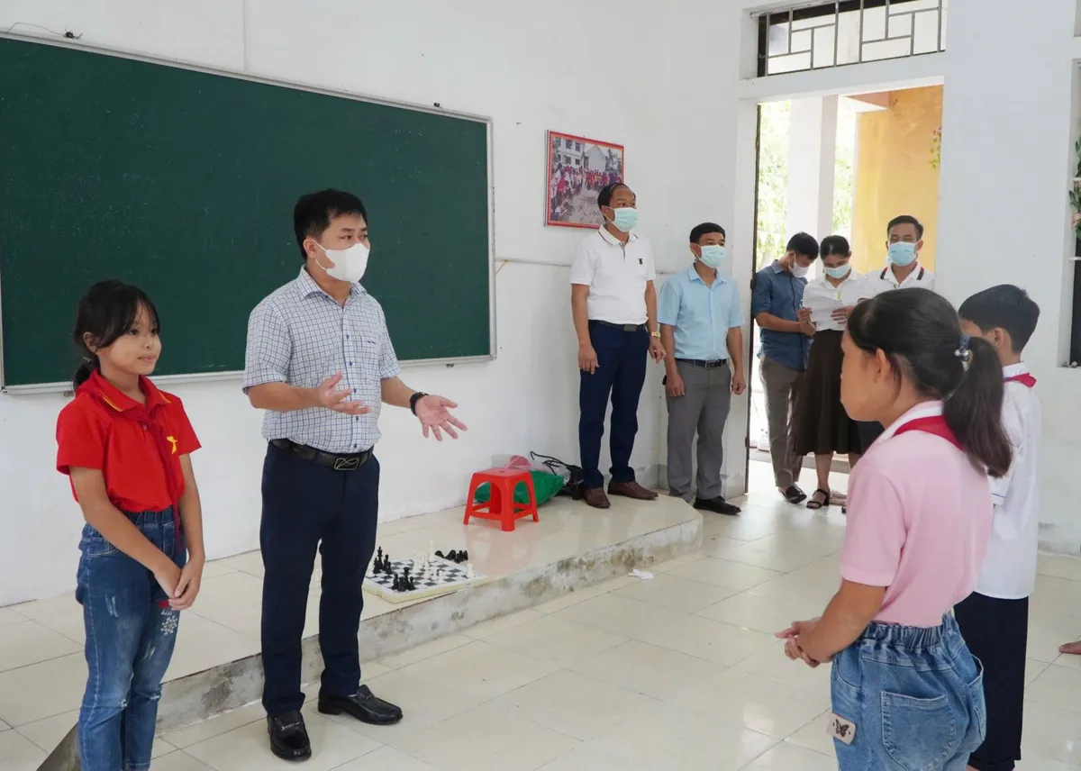 Hà Tĩnh: Phát hiện 6 ca sốt phát ban nghi sởi tại một lớp học - Ảnh 1.
