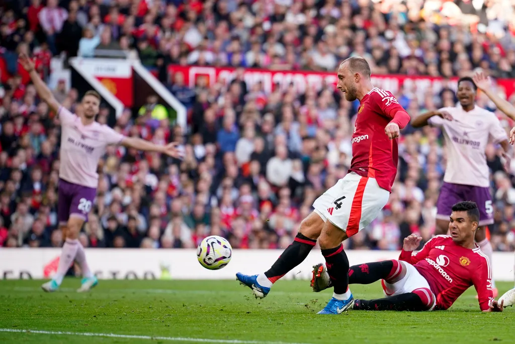 Garnacho tỏa s&aacute;ng, Manchester United gi&agrave;nh trọn 3 điểm trước Brentford - Ảnh 3.
