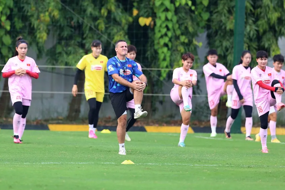 ĐT Nữ Việt Nam h&agrave;o hứng được thi đấu với c&aacute;c đối thủ Uzbekistan v&agrave; Trung Quốc - Ảnh 1.