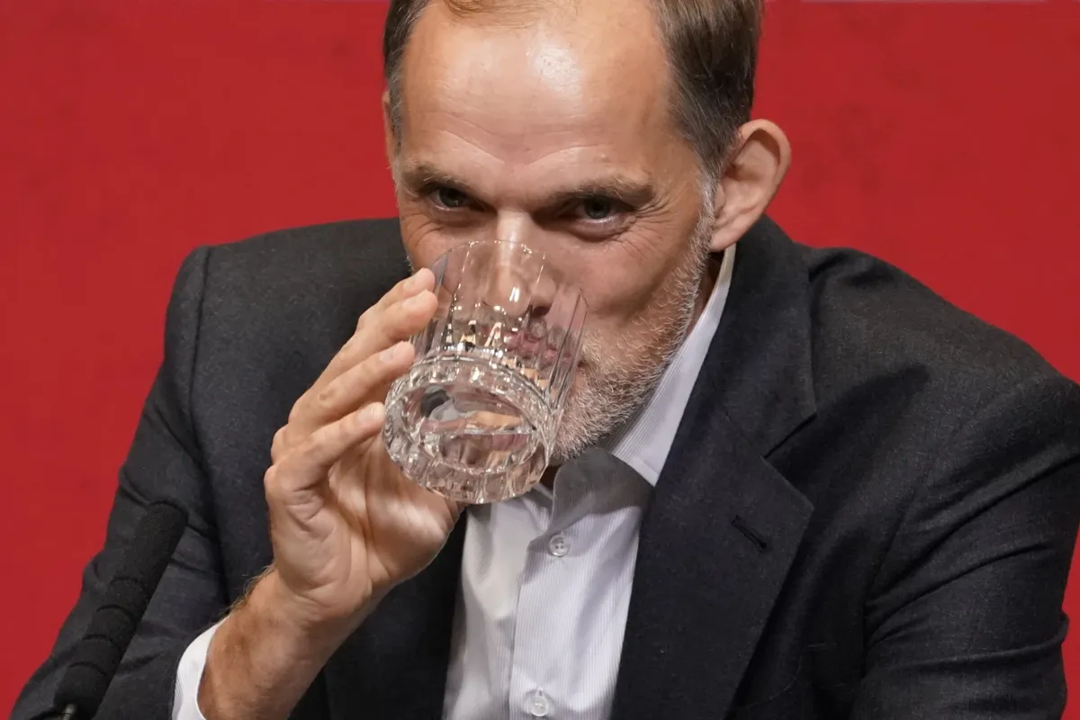 Tuchel chưa nhậm chức đ&atilde; gặp rắc rối: Grealish v&agrave; 8 sao tuyển Anh nổi giận! - Ảnh 1.