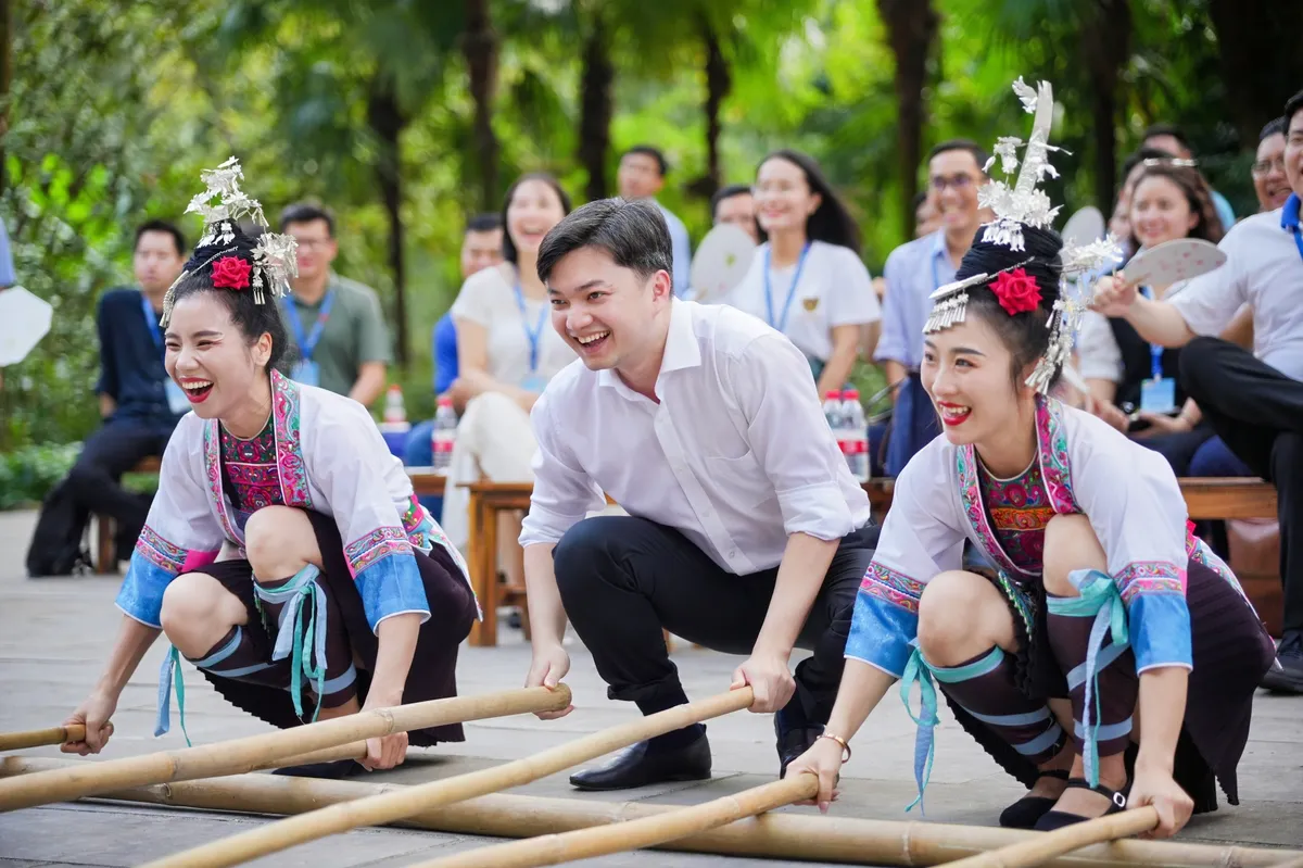 Vun đắp tình hữu nghị thanh niên Việt Nam - Trung Quốc, phát triển mối quan hệ đối tác chiến lược toàn diện - Ảnh 7.