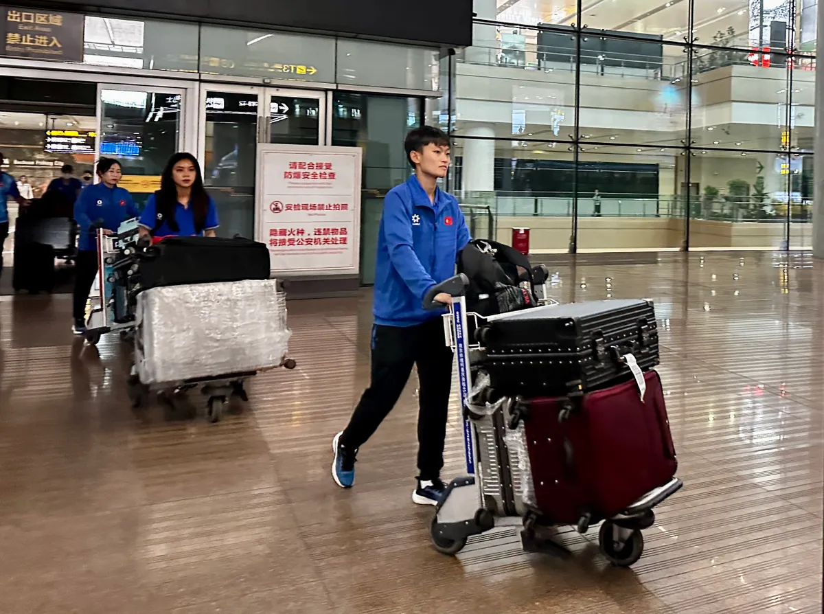 ĐT nữ Việt Nam tới Tr&ugrave;ng Kh&aacute;nh, chuẩn bị đấu giao hữu - Ảnh 1.