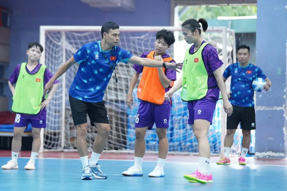 Giải Futsal Nữ Đ&ocirc;ng Nam &Aacute; 2024: Đội tuyển Futsal Nữ Việt Nam gặp Myanmar trận ra qu&acirc;n  - Ảnh 3.