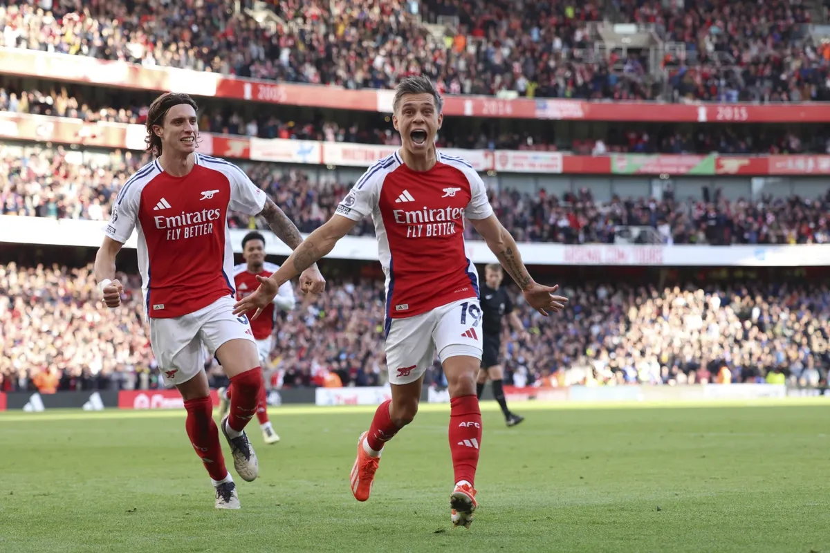 Liverpool đối mặt khủng hoảng trước trận đại chiến Arsenal: Thiếu vắng Jota và Alisson - Ảnh 2. Liverpool đối mặt khủng hoảng trước trận đại chiến Arsenal: Thiếu vắng Jota và Alisson - Ảnh 2.