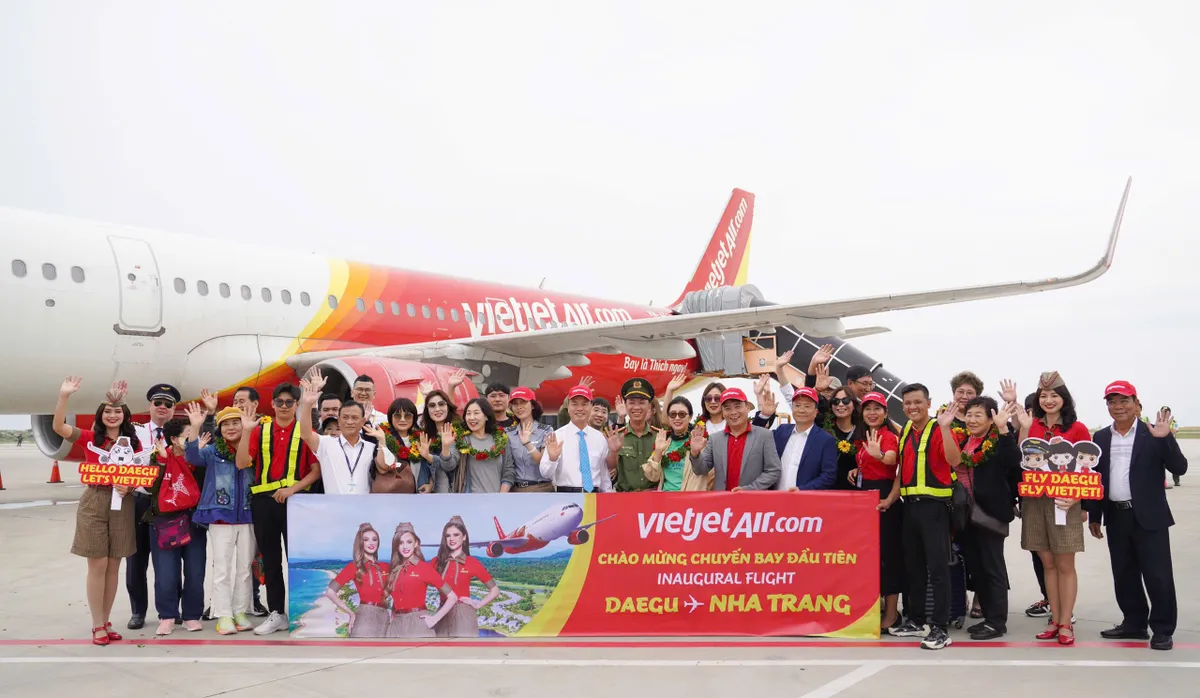 Vietjet khai trương đường bay Daegu – Nha Trang, nối gần hơn hai thiên đường du lịch Việt – Hàn - Ảnh 2.