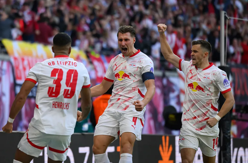 Dortmund tiếp tục không thắng trên sân khách - Ảnh 4. Dortmund tiếp tục không thắng trên sân khách - Ảnh 4.