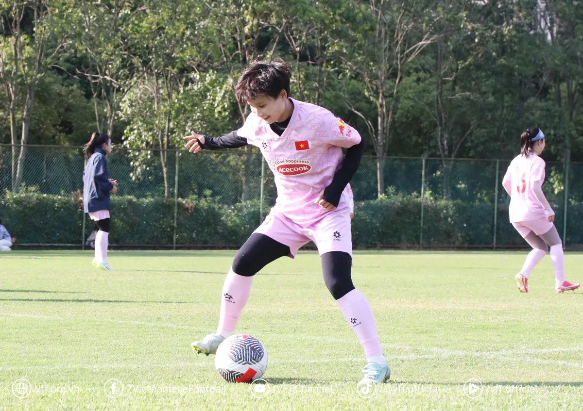 ĐT Nữ Việt Nam tập trung cho trận đấu gặp chủ nh&agrave; Trung Quốc - Ảnh 4.