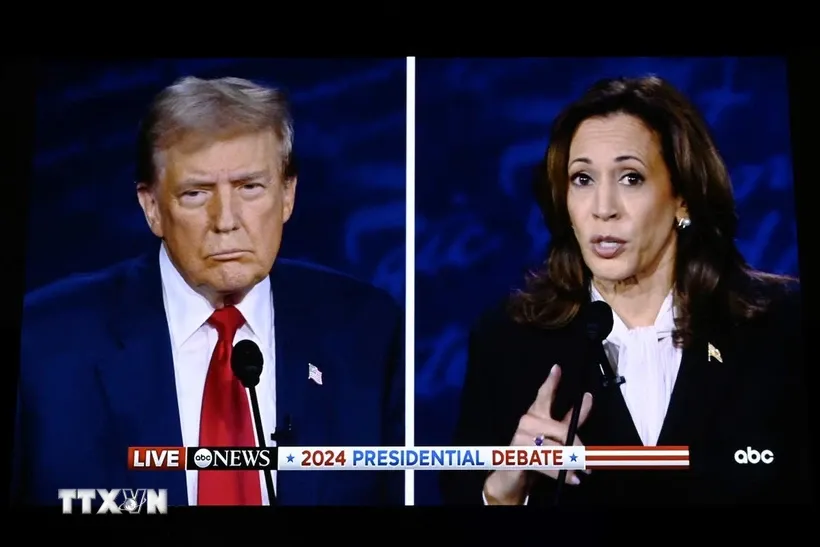 Giới siêu giàu Mỹ ủng hộ ông Trump hay bà Harris thắng cử? - Ảnh 1.