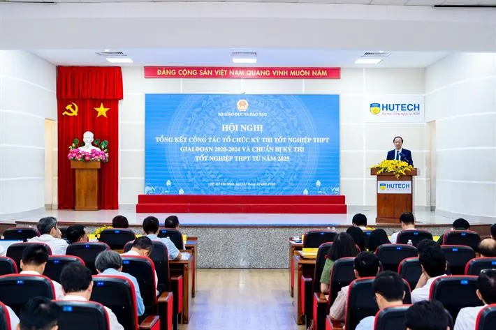 Nhiều thay đổi trong Kỳ thi tốt nghiệp THPT từ năm 2025 - Ảnh 1.