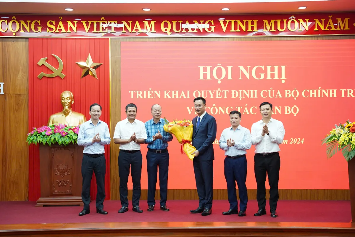 Ông Lê Ngọc Quang - Tổng Giám đốc Đài THVN giữ chức Bí thư Tỉnh ủy Quảng Bình - Ảnh 4.