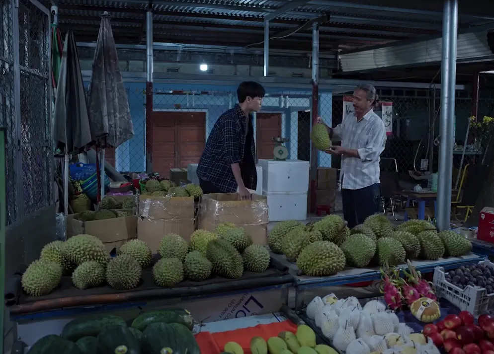 Tuổi trẻ giá bao nhiêu - Tập 10: Kiên khiến Linh xao động - Ảnh 6.