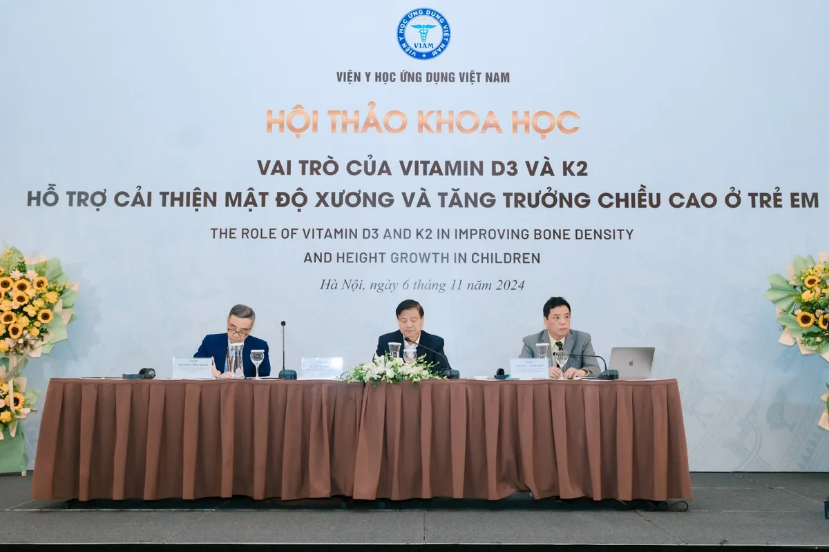 Hiểu đúng về vai trò của Vitamin D3 và K2 trong phát triển chiều cao ở trẻ - Ảnh 1.