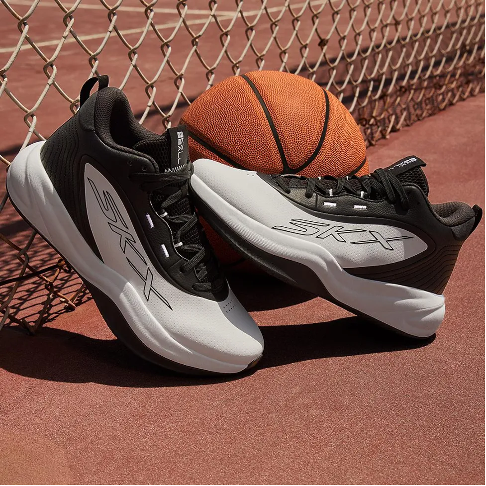 Kết hợp với 3 danh thủ NBA, Skechers ra mắt BST gi&agrave;y b&oacute;ng rổ chiều l&ograve;ng mọi d&acirc;n chơi - Ảnh 2.
