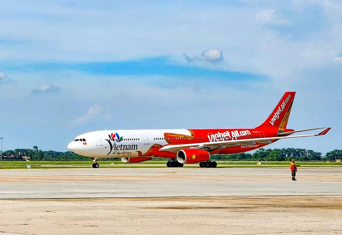 Ưu đãi hấp dẫn, ngại gì không bay Business và SkyBoss cùng Vietjet! - Ảnh 2.