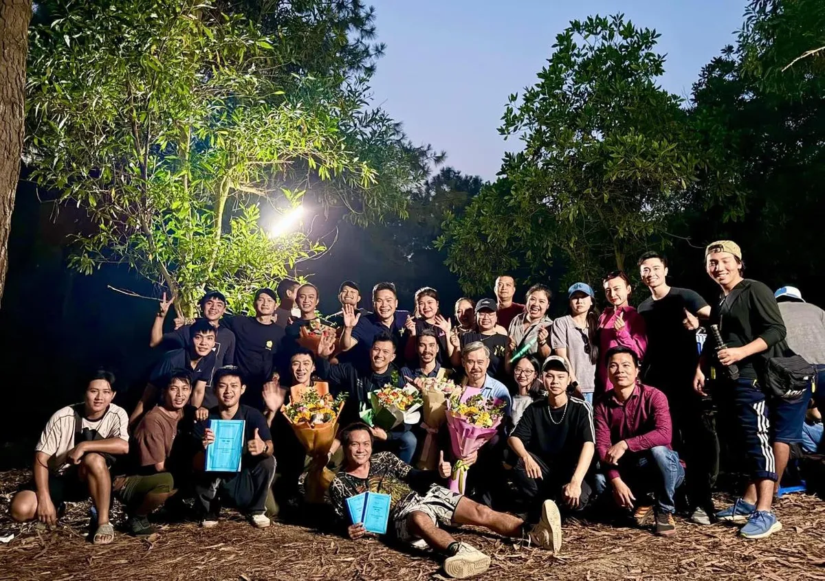 Đo&agrave;n l&agrave;m phim Độc đạo ch&iacute;nh thức đ&oacute;ng m&aacute;y - Ảnh 1.