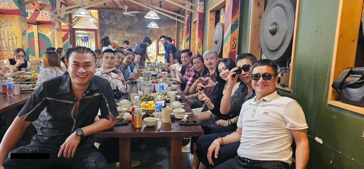 Đo&agrave;n l&agrave;m phim Độc đạo ch&iacute;nh thức đ&oacute;ng m&aacute;y - Ảnh 2.