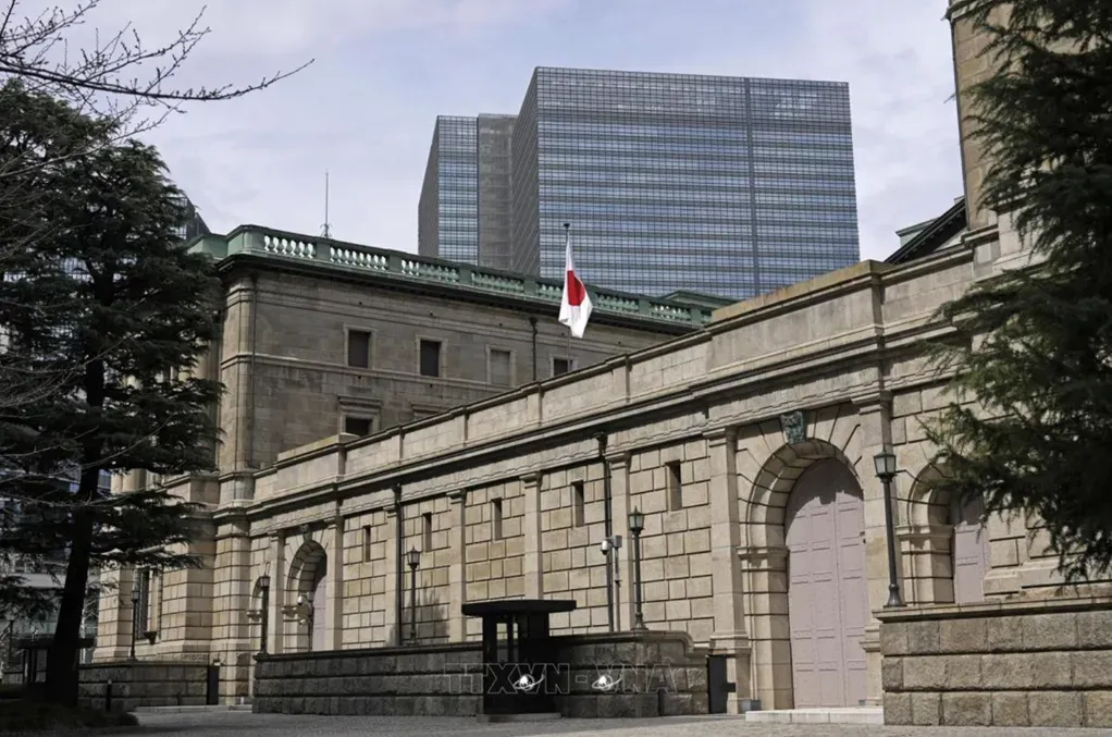 Nhật Bản thận trọng về khả năng tăng l&atilde;i suất giữa rủi ro lạm ph&aacute;t - Ảnh 1.