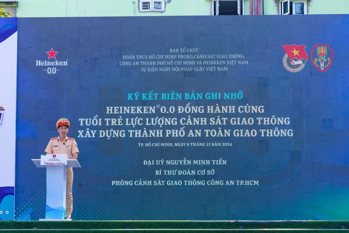 HEINEKEN Việt Nam ký kết với Đoàn CSGT TP Hồ Chí Minh lan tỏa văn hóa “Uống có trách nhiệm” - Ảnh 3.