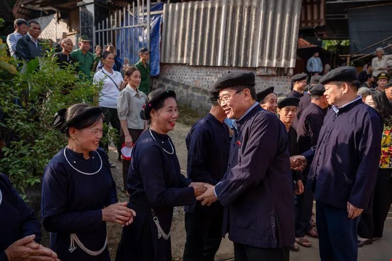 Phó Chủ tịch Quốc hội Nguyễn Đức Hải chung vui Ngày hội Đại đoàn kết tại Bắc Kạn - Ảnh 2.