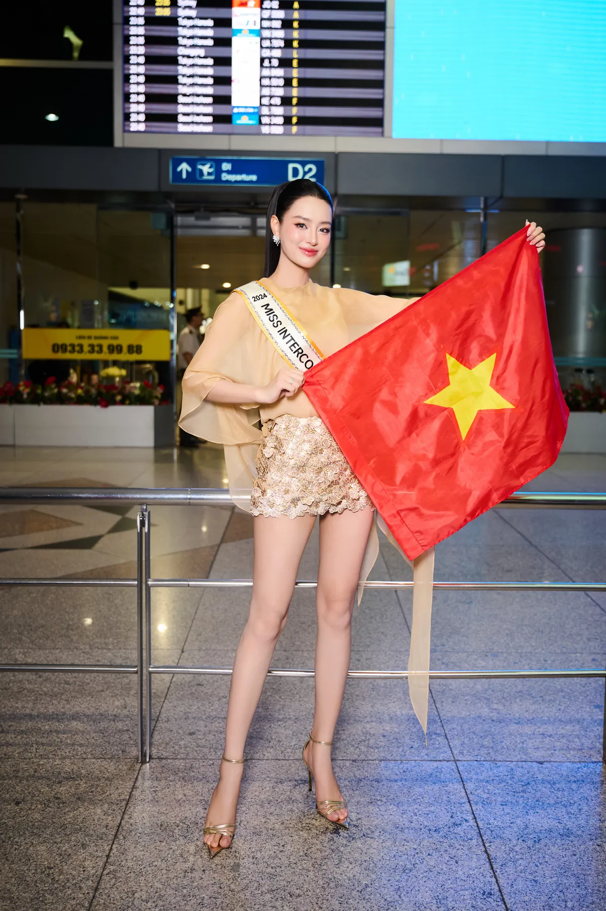 Á hậu Bùi Khánh Linh lên đường dự thi Miss Intercontinental 2024 - Ảnh 1.