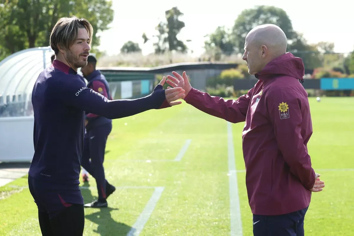 Jack Grealish v&agrave; Jude Bellingham đ&aacute; xo&aacute;y Southgate: Lee Carsley mang niềm vui trở lại cho ĐT Anh! - Ảnh 1.