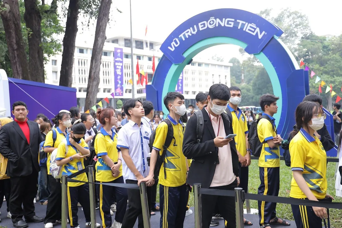 SSI v&agrave; sứ mệnh đồng h&agrave;nh c&ugrave;ng người trẻ tại Vũ trụ Đồng tiền - Ảnh 2.