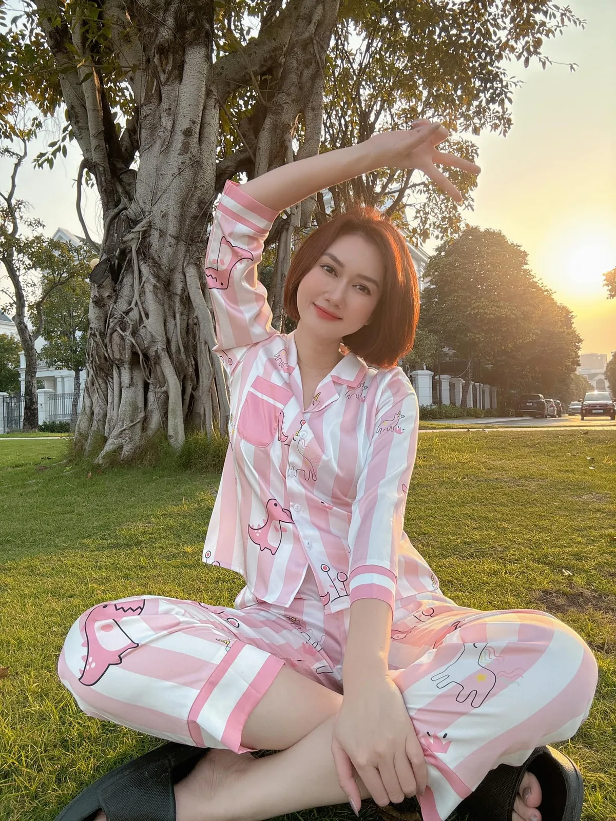 NSND C&ocirc;ng L&yacute; sắp trở lại m&agrave;n ảnh nhỏ, Hương Giang du lịch c&ugrave;ng bạn trai tin đồn - Ảnh 9.