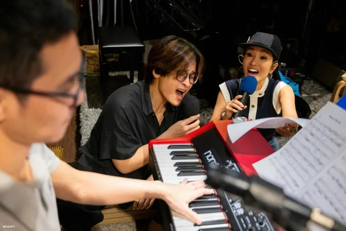 NSND C&ocirc;ng L&yacute; sắp trở lại m&agrave;n ảnh nhỏ, Hương Giang du lịch c&ugrave;ng bạn trai tin đồn - Ảnh 2.