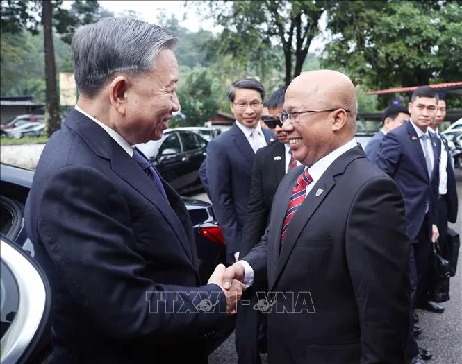 Tổng Bí thư Tô Lâm thăm và phát biểu tại Đại học Quốc gia Malaya - Ảnh 1.