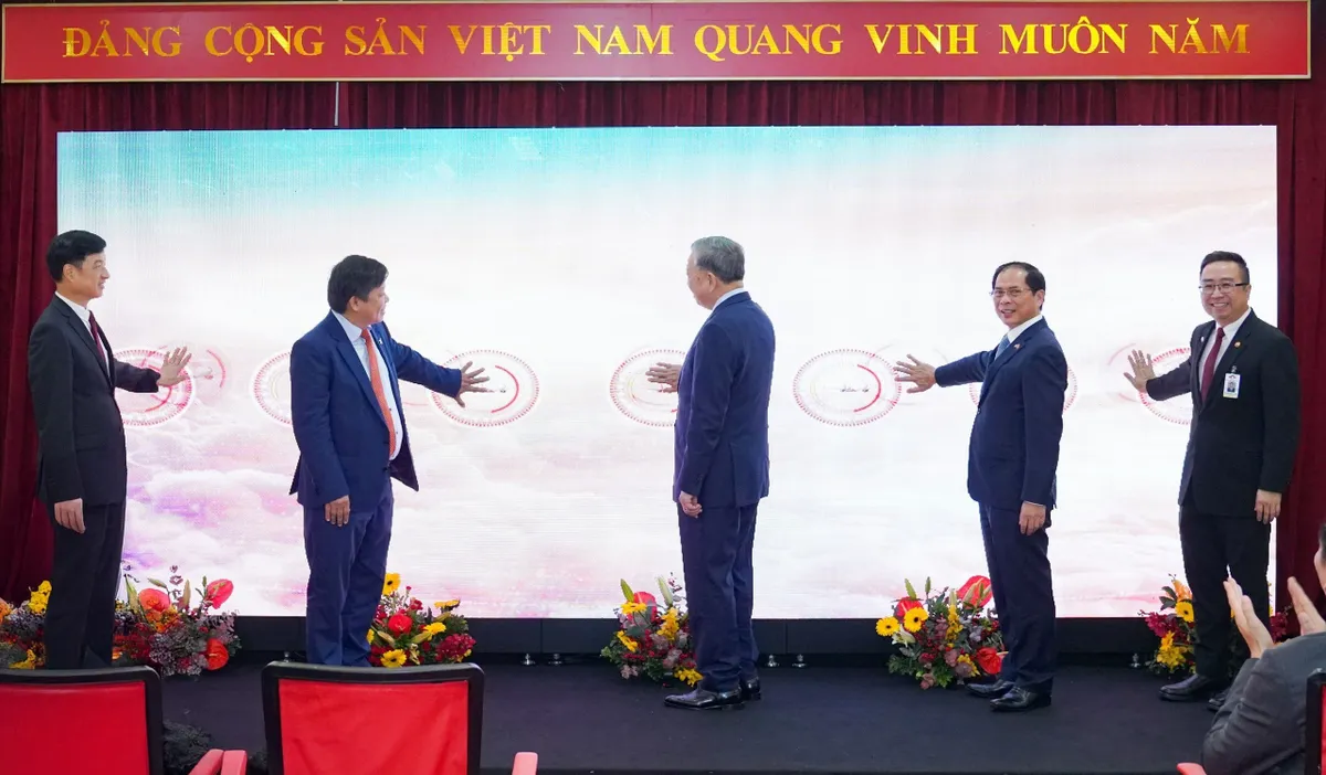 Vietjet khai trương đường bay H&agrave; Nội &ndash; Kuala Lumpur, tăng cường kết nối khu vực ASEAN - Ảnh 2.