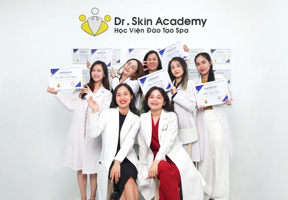 Dr.Skin Academy - Nơi hiện thực h&oacute;a giấc mơ l&agrave;m đẹp chuy&ecirc;n nghiệp - Ảnh 3.