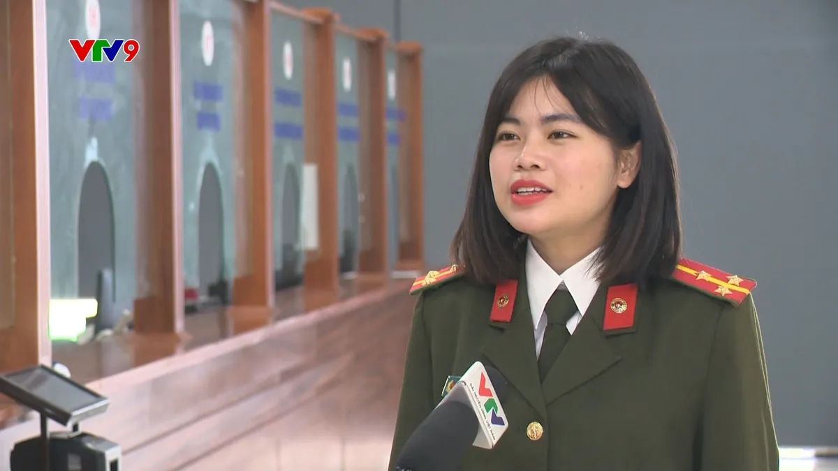 2511- PNHN-.BUI THI KHANH NGOC-Rủi ro dịch vụ làm hộ chiếu trên mạng.jpg