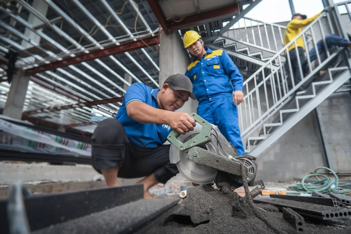 Cuộc thi l&agrave;m video ngắn t&ocirc;n vinh Người Thợ với tổng giải thưởng l&ecirc;n đến 200 triệu đồng - Ảnh 2.