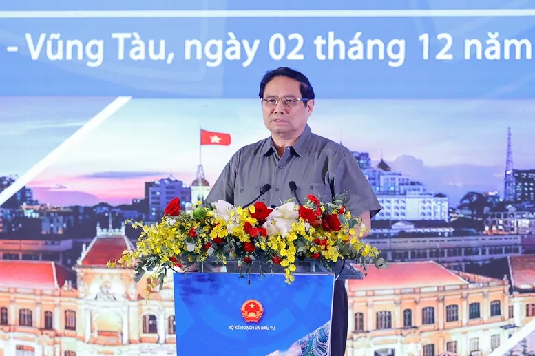 Thủ tướng: Đông Nam Bộ cần làm mới động lực tăng trưởng, thúc đẩy các dự án trọng điểm - Ảnh 1.