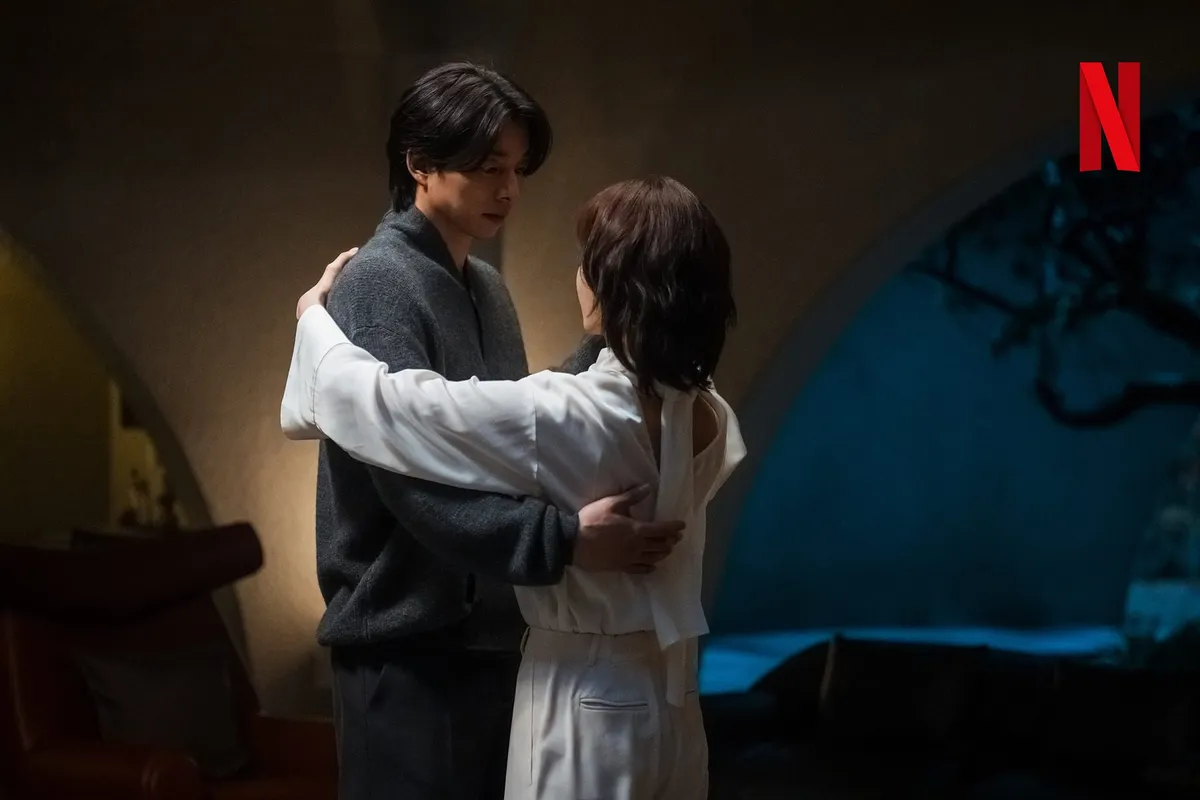 Bộ phim vừa ra mắt của Gong Yoo gây tranh cãi - Ảnh 2.