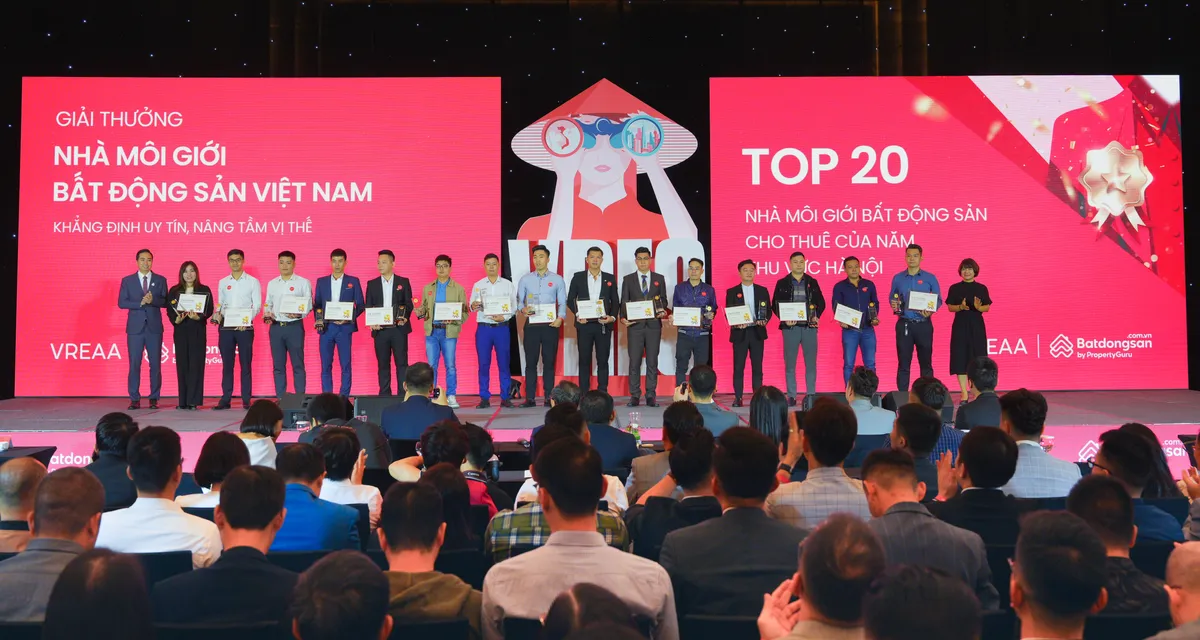 Batdongsan.com.vn trao Giải thưởng Nhà môi giới bất động sản Việt Nam - VREAA.jpg