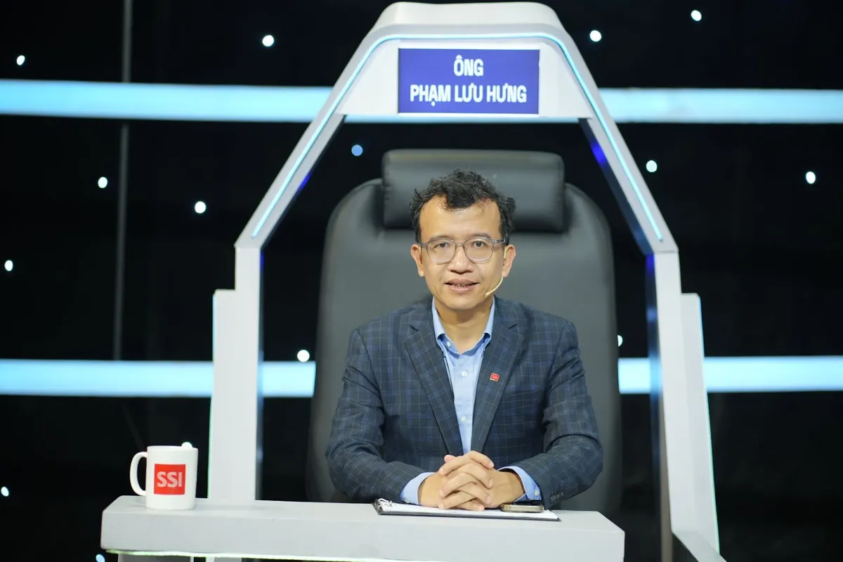 &Ocirc;ng Phạm Lưu Hưng: Gi&aacute;o dục đầu tư l&agrave; ch&igrave;a kho&aacute; của thị trường t&agrave;i ch&iacute;nh vững v&agrave;ng - Ảnh 2.