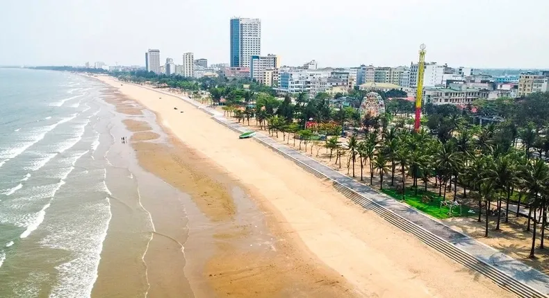 Nghệ An: Đề xuất đặt t&ecirc;n đường Đại tướng V&otilde; Nguy&ecirc;n Gi&aacute;p cho đại lộ Vinh-Cửa L&ograve; - Ảnh 1.