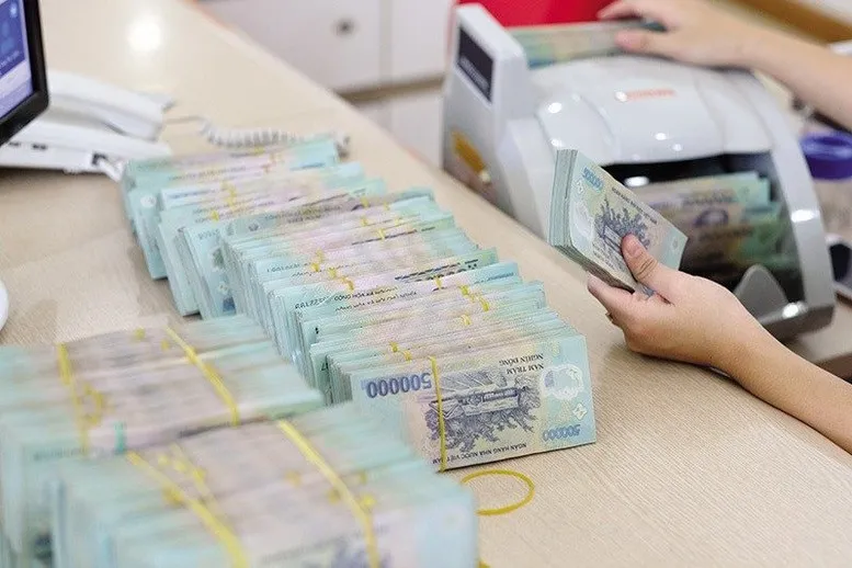 L&atilde;i suất cao, "nắn" d&ograve;ng tiền chảy v&agrave;o bất động sản đ&uacute;ng hướng - Ảnh 1.