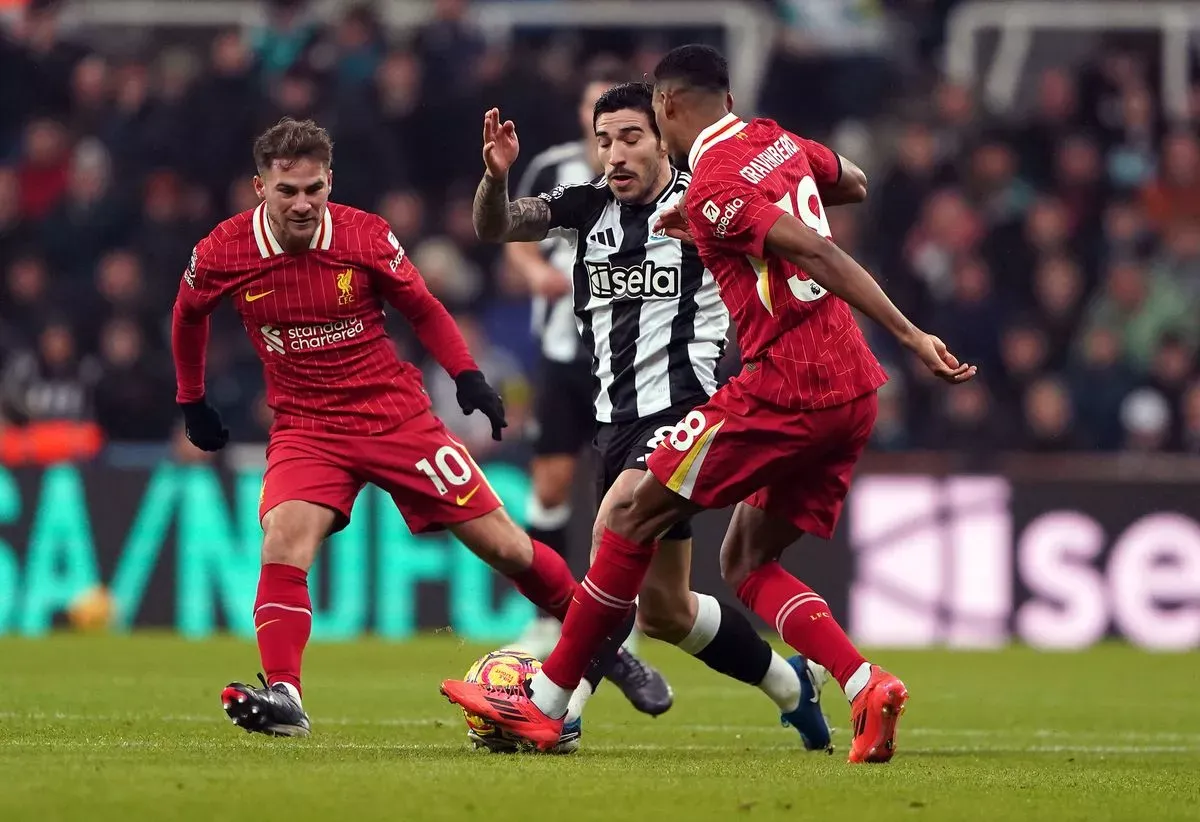 Sai lầm ph&uacute;t cuối của Kelleher khiến Liverpool &ocirc;m hận trước Newcastle! - Ảnh 1.
