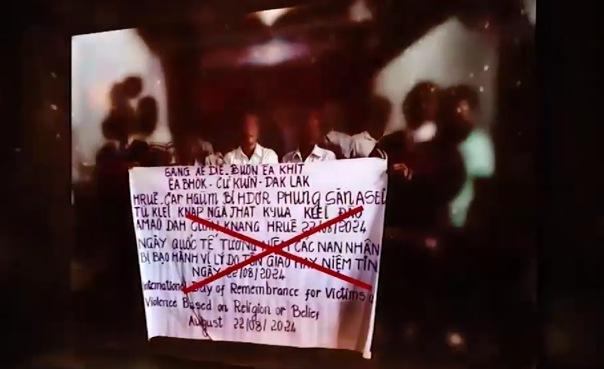 Trở về với đức tin, giữ b&igrave;nh y&ecirc;n cho bản l&agrave;ng - Ảnh 2.