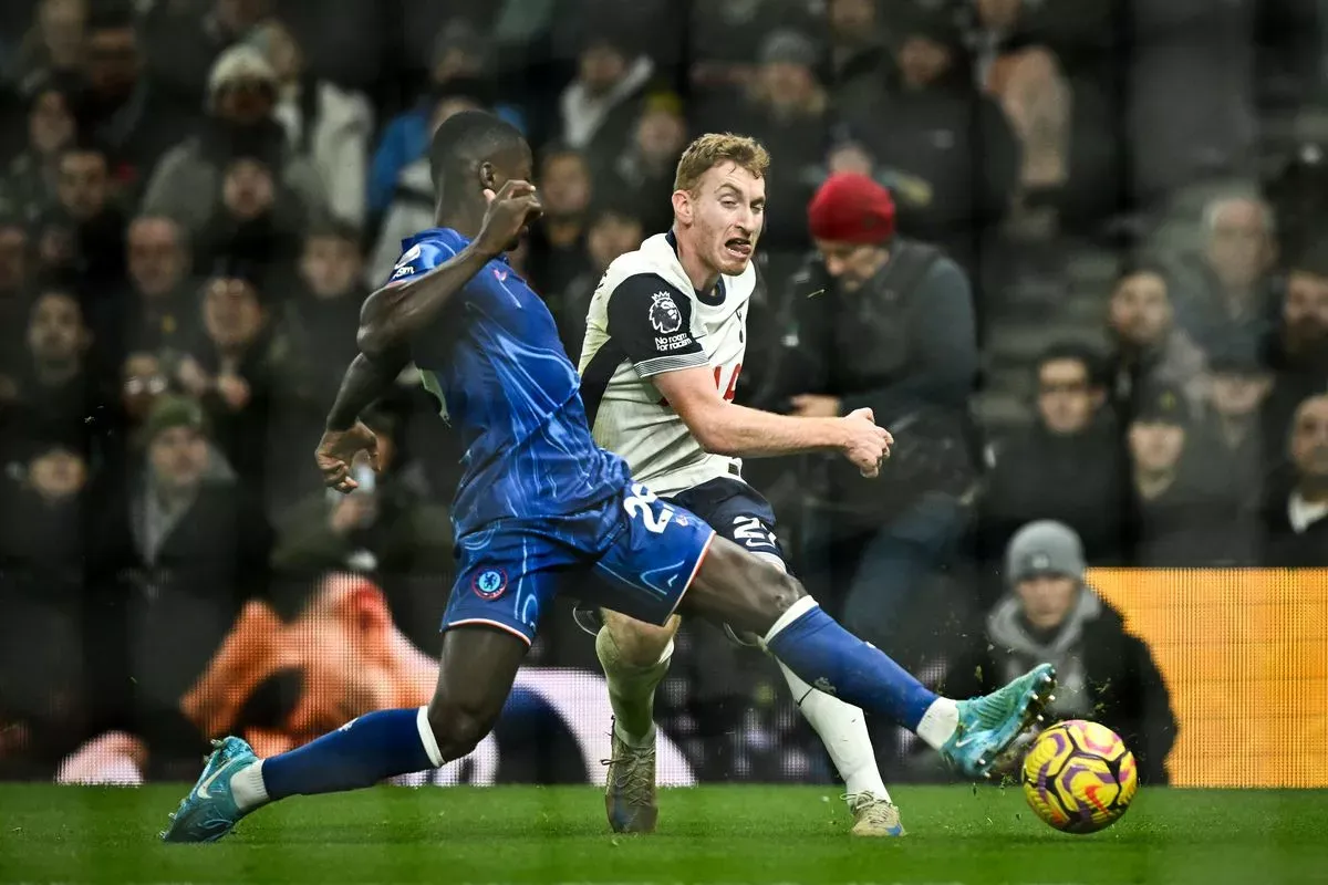 Chelsea lội ngược d&ograve;ng nghẹt thở: Tottenham lại tự hủy, Cole Palmer lập kỷ lục ấn tượng! - Ảnh 3.